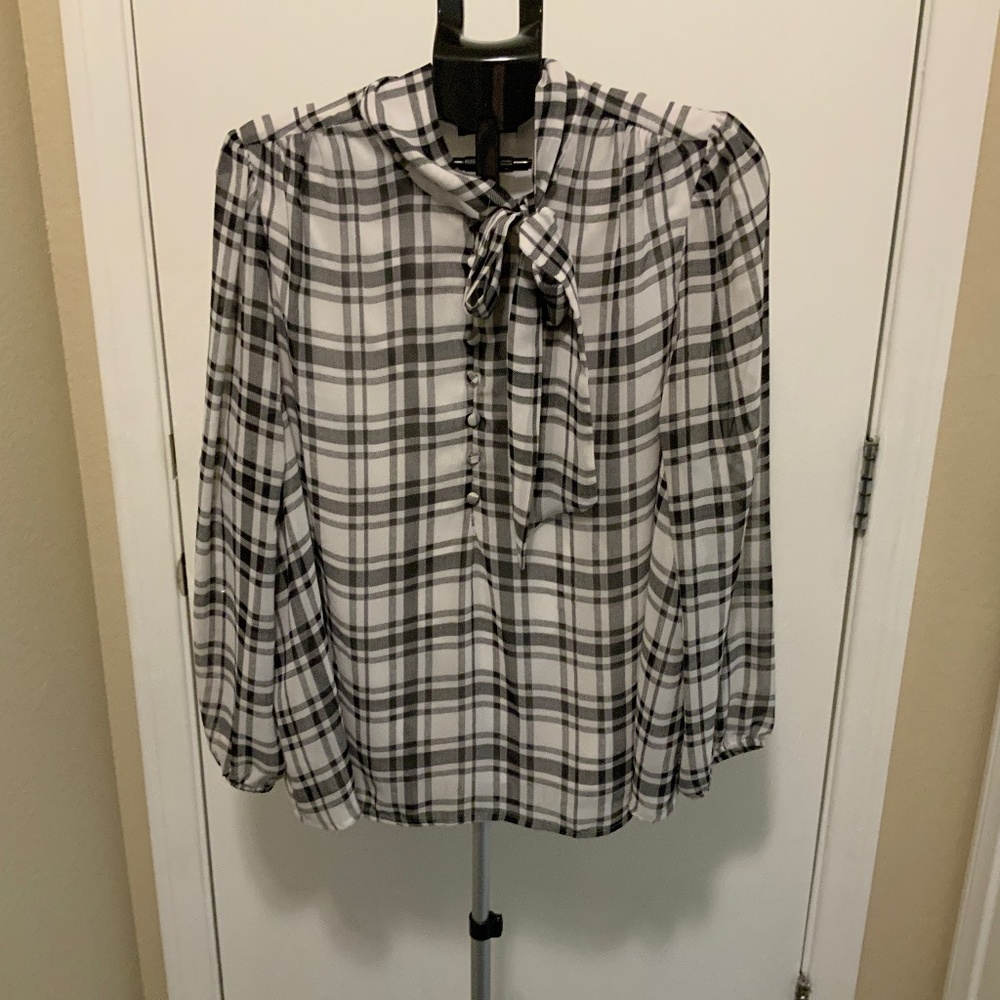LANE BRYANT CHECKERED NECK TYE BLOUSE
